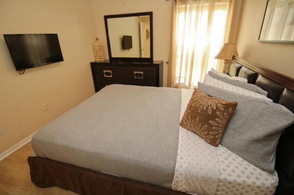 Pousada Gorgeous 4 Bed In Gated Community!