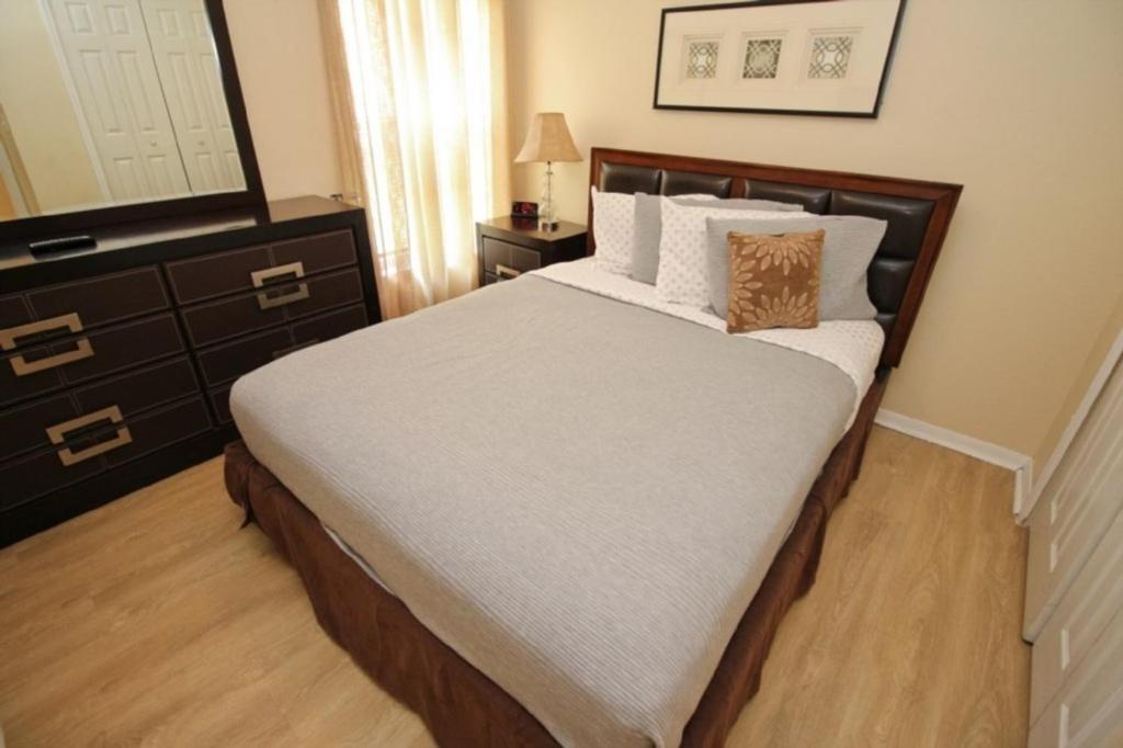 Gorgeous 4 Bed In Gated Community!
