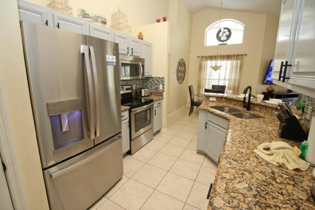 Gorgeous 4 Bed In Gated Community! Kissimmee